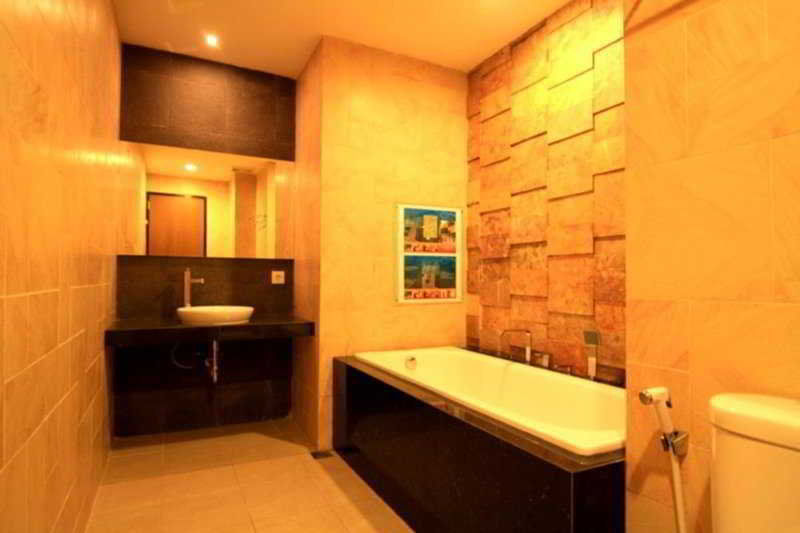 Jentra Dagen Hotel Malioboro Yogyakarta Exterior foto